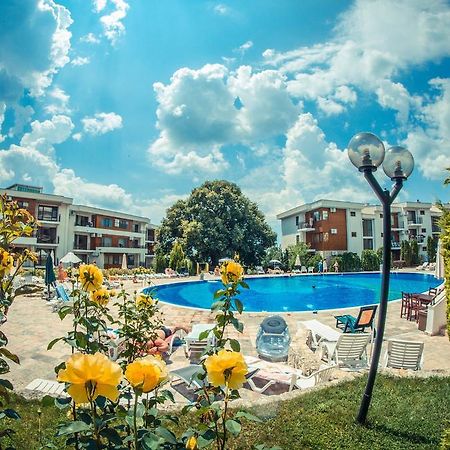 Gt Messambria Fort Beach Apartments Sveti Vlas Exteriér fotografie