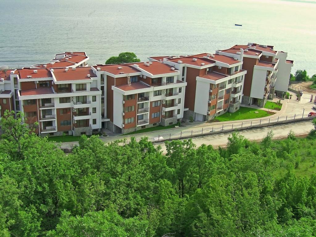 Gt Messambria Fort Beach Apartments Sveti Vlas Exteriér fotografie